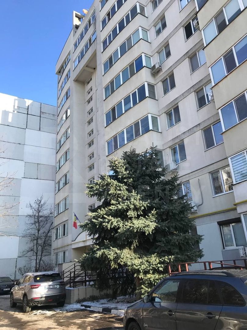 Vânzare, apartament, 2 camere, strada Ginta Latină, Ciocana - Poză 1