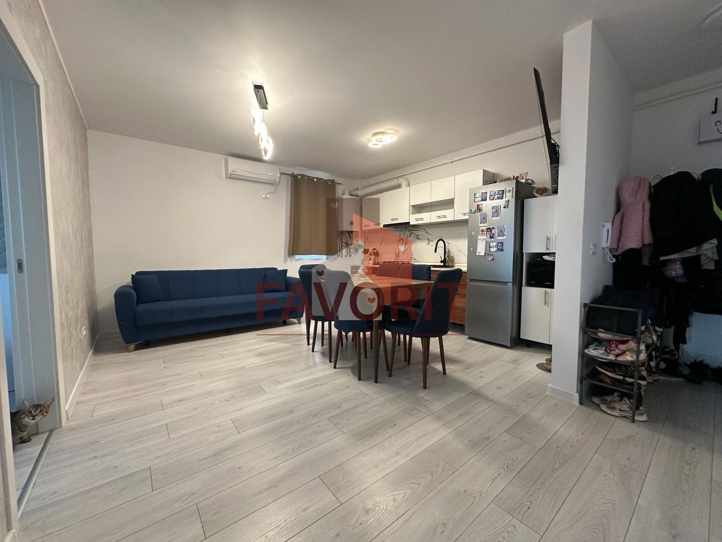 3 camere | bloc nou | centrala proprie | loc parcare | zona excelenta - Poză 2