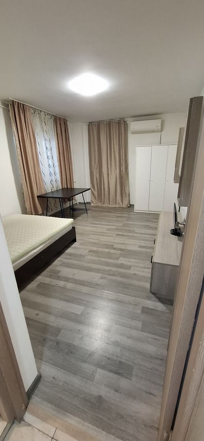 Garsoniera spatioasa Vitan, pet friendly, renovata, AC, mobilata complet - Poză 8