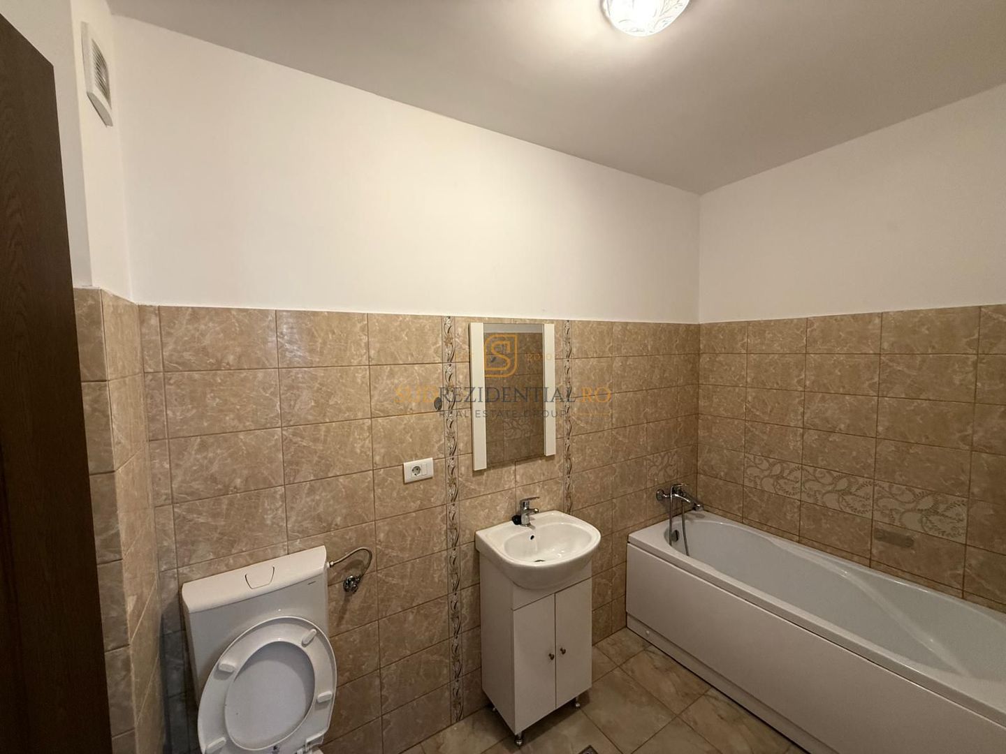 Garsoniera spatioasa, Drumul Jilavei, langa metrou Aparatorii Patriei - Poză 9