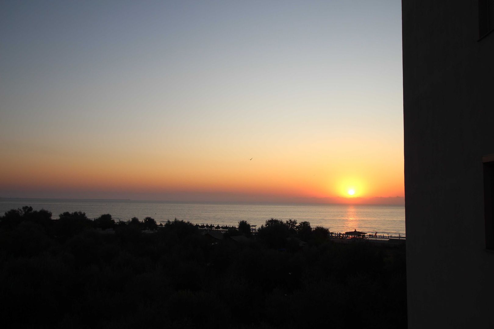 Studio de vanzare in zona cluburilor din Mamaia - Vedere la mare - Poză 4