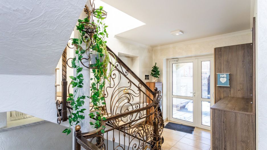 Vânzare, casă, 3 nivele strada Livezilor, Cricova. - Poză 5