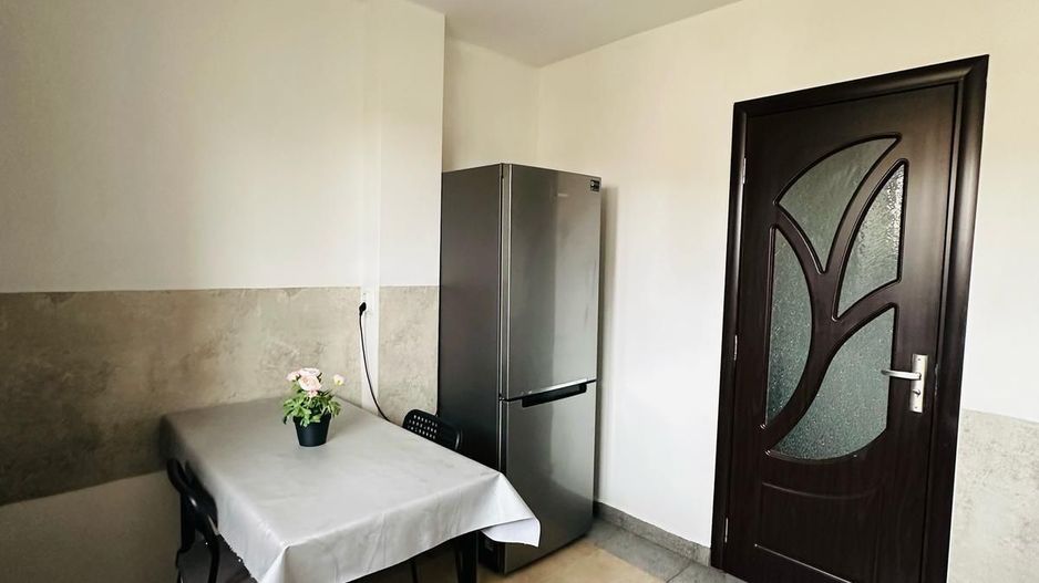 BRASADAS închiriază ap 3 cam etaj 3/8 zona OBOR 1min Metrou. - Poză 17