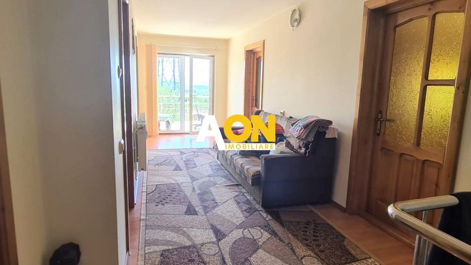 Vila pretabila pensiune + restaurant,  10 camere,  1000MP teren - Poză 19