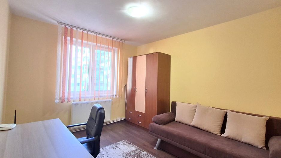 Apartament 3 Camere zona Piata Munci - Poză 4