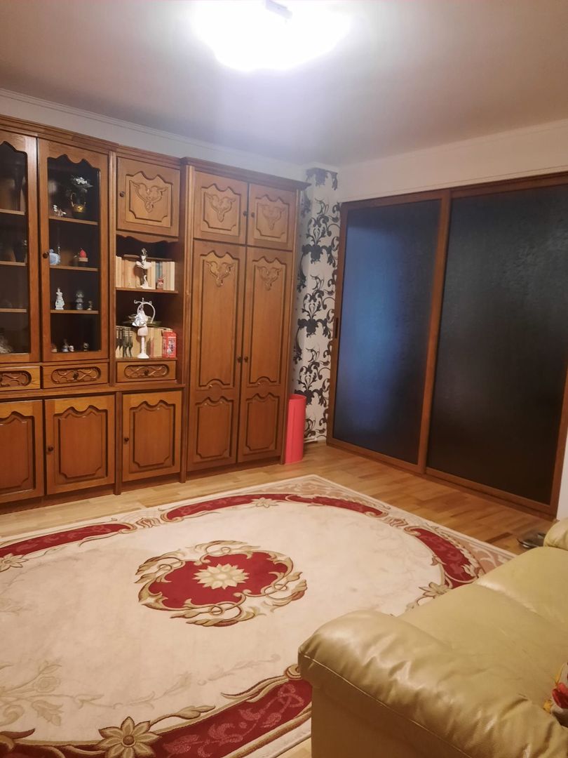 Apartament 3  cam Pta Centrala,et 4/7 - Poză 9