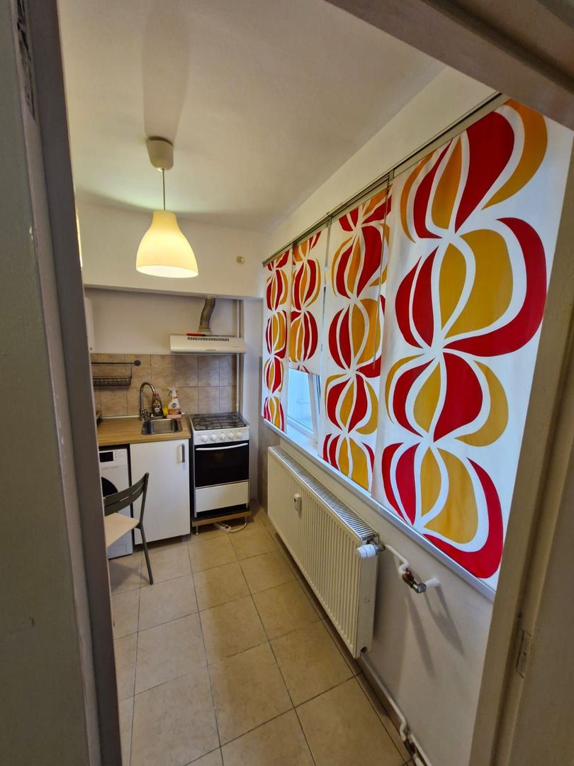 GARSONIERA GARA DE EST, BUCATARIE INCHISA, BLOC REABILITAT, CURAT - Poză 4