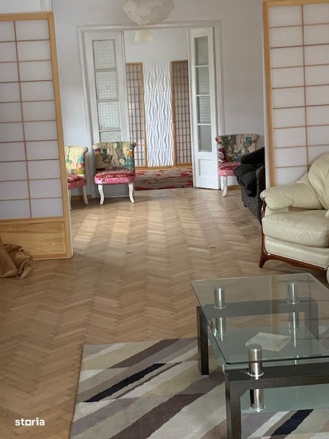 proprietar, Vand villa superba in sec 1 zona cismigiu-plevne.9 camere - Poză 2