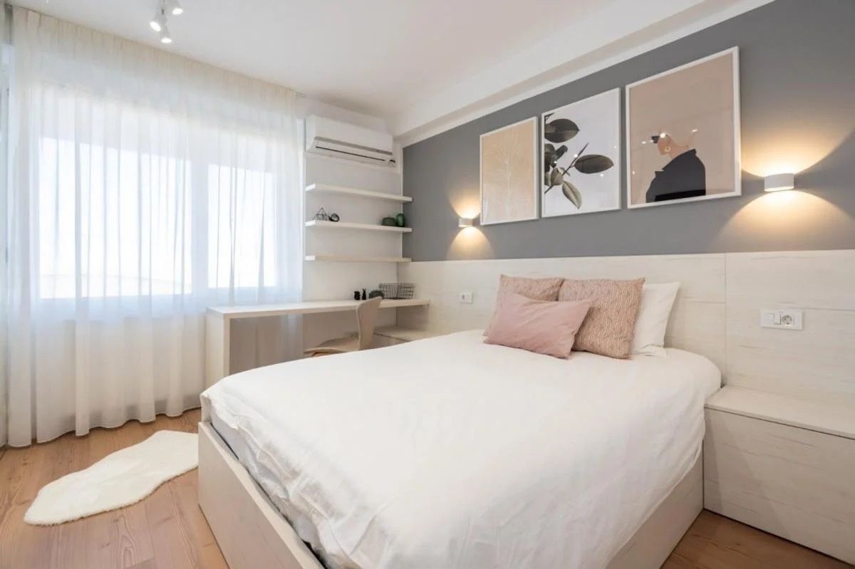 Rent I Spectacular Duplex Apartment with Terrace and Stunning View - Poză 10