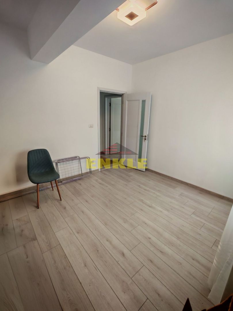 Apartament 3 camere de vânzare, BLOC NOU!! - Poză 8