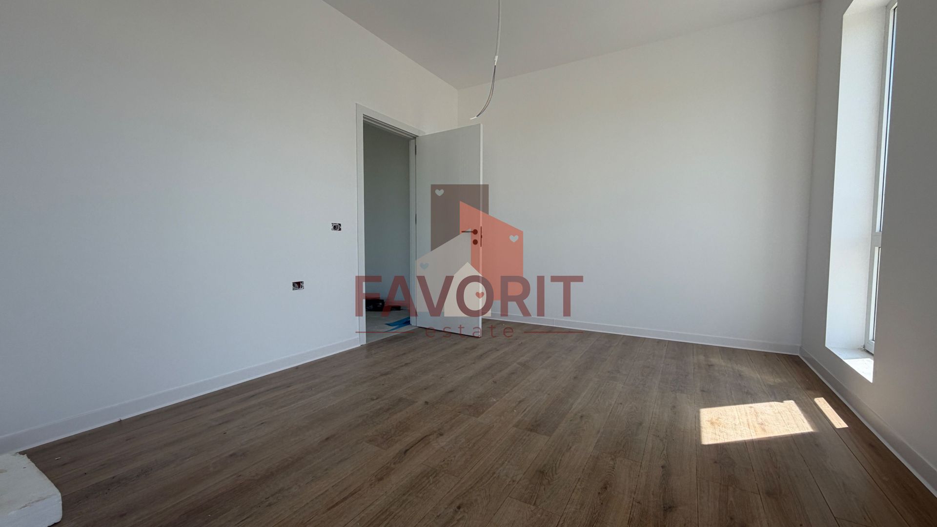 2 camere | Etaj 1 | Toate utilitatile | Asfalt | Transport in comun - Poză 8