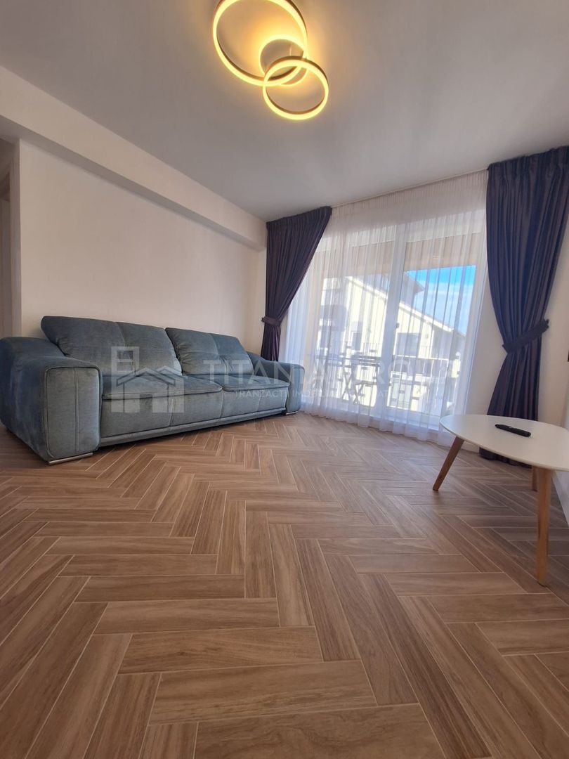 Apartament 3 camere,2 bai+parcare, lux Rasnov - Poză 5