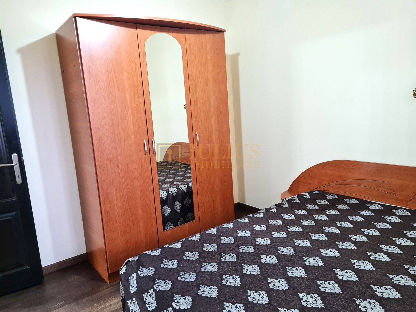 Apartament in Zona Ronat-Mehala, disponibil de la 1 iulie - Poză 4