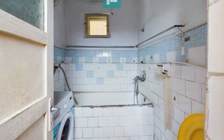 Casă cu 3 camere de vânzare în Bujac - Poză 9