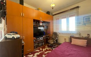 3 camere/ zona Facultatii de Litere / Parcare in curte - Poză 4