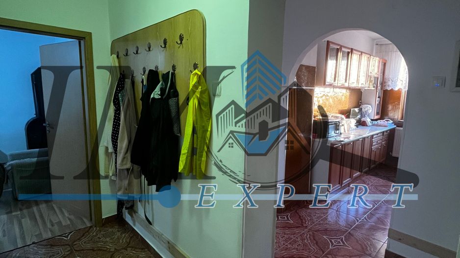 Apartament cu 3 camere de vânzare la etajul 2 in Sebeș - Poză 7