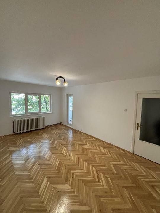 Apartament 3 camere zona Dorobanti etaj 1 cu Garaj - Poză 1