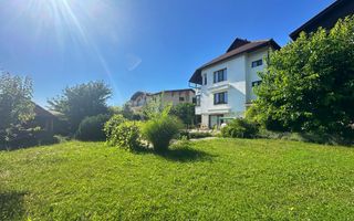 Strada Grigore Ureche / Casa de vanzare - Poză 1