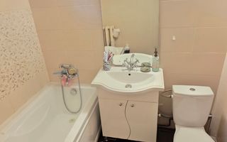 Apartament cu 4 camere, etaj 3, nemobilat, zona TRAIAN; - Poză 9