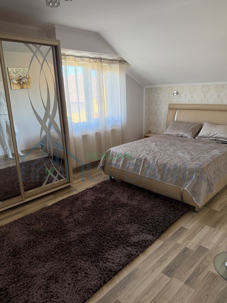 Vilă Single Horpaz – Construcție 2010, 4 camere, 185 mp utili, teren 600 mp - Poză 7