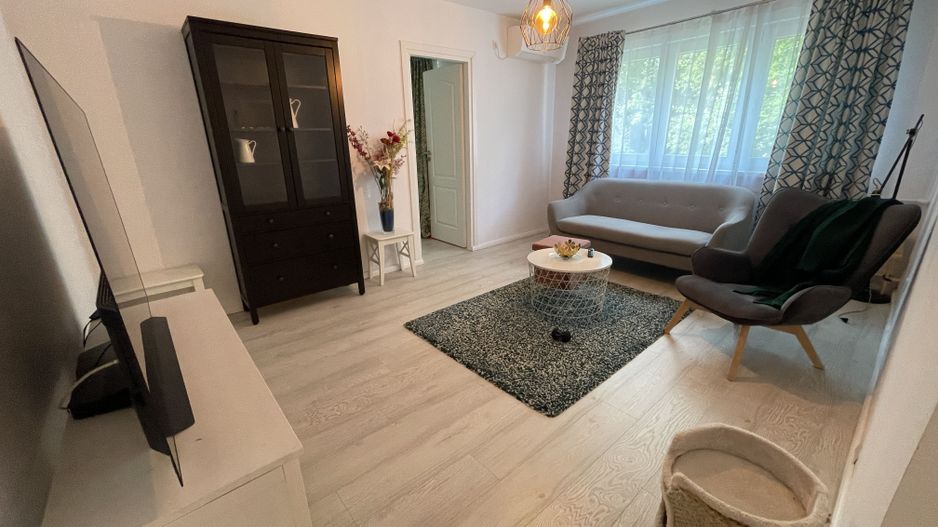 Circumvalațiunii-Iulius Town | 3 camere | Etaj 1 | Mobilat-Utilat - Poză 1