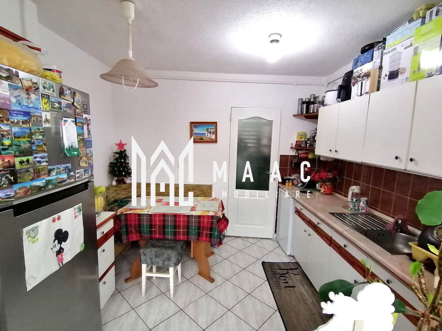 Apartament 3 camere I Decomandat I Zona Vasile Aaron - Poză 1