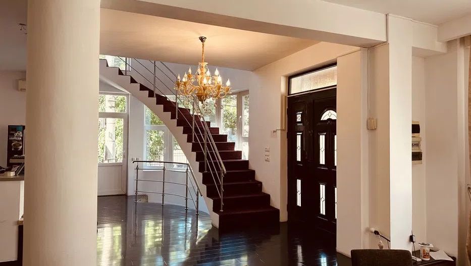 Metrou Brancoveanu, vila D+P+etaj+Mansarda, 11 camere - Poză 2