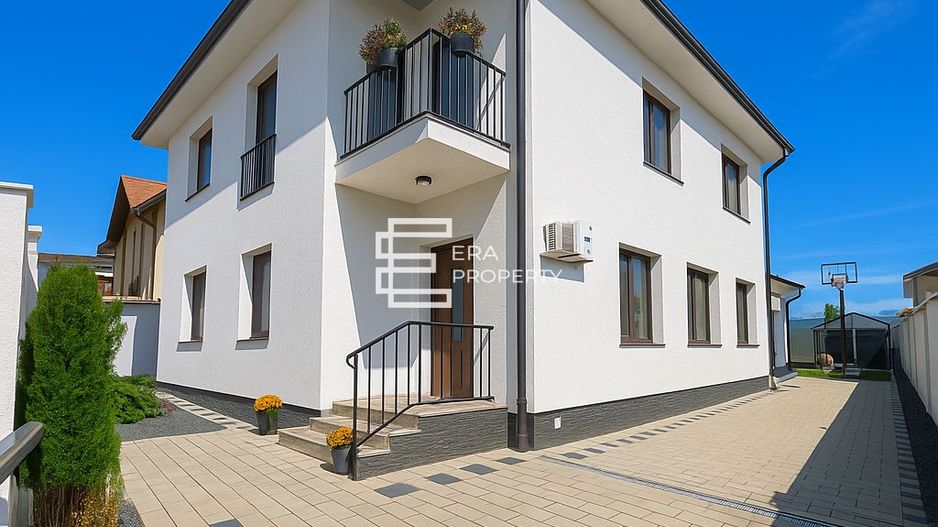 Casă single modern amenajata- panouri fotovoltaice –Cartierul Primaverii Sibiu - Poză 23