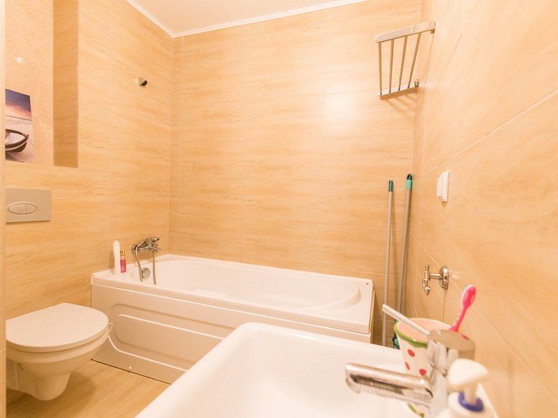 Apartament cu terasa generoasa, etaj 5/5, parcare, spatios, modern - Poză 9