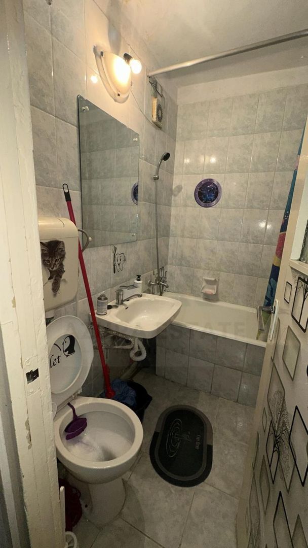 Apartament 2 camere de vânzare 45 mp utili + pivnița- Strada Oștirii - Poză 12