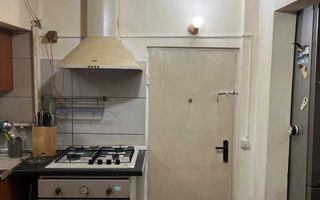 De vanzare casa trei camere - Poză 2