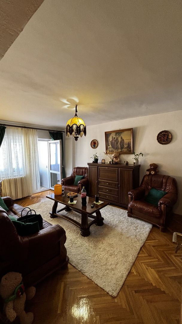 Apartament nou cu 3 camere de vânzare - Poză 1