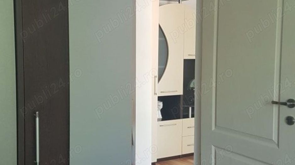 Apartament 2 camere, stradal, Micro 40,et 3, - Poză 3