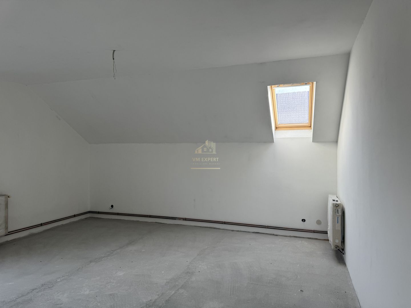 VILA 5 CAMERE,TEREN 560 MP, CAMPULUNG, ARGES - Poză 19