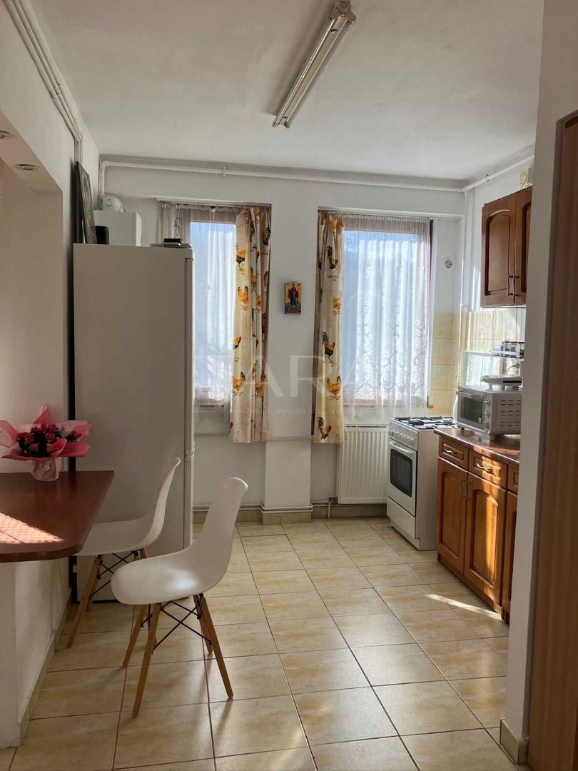 Apartament cu 3 camere, 60 mp, zonă excelentă pentru familii. - Poză 1