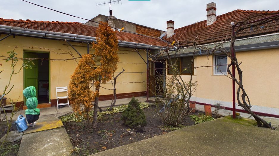 Casă cochetă de vânzare cu 3 camere în zona Gai - Poză 15