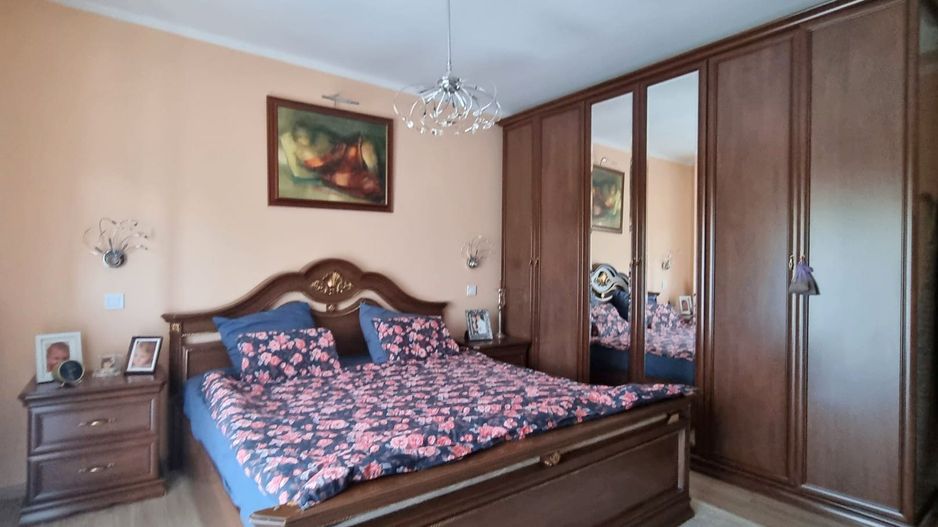Vila la cheie cu grădină- sector 5 - Poză 16
