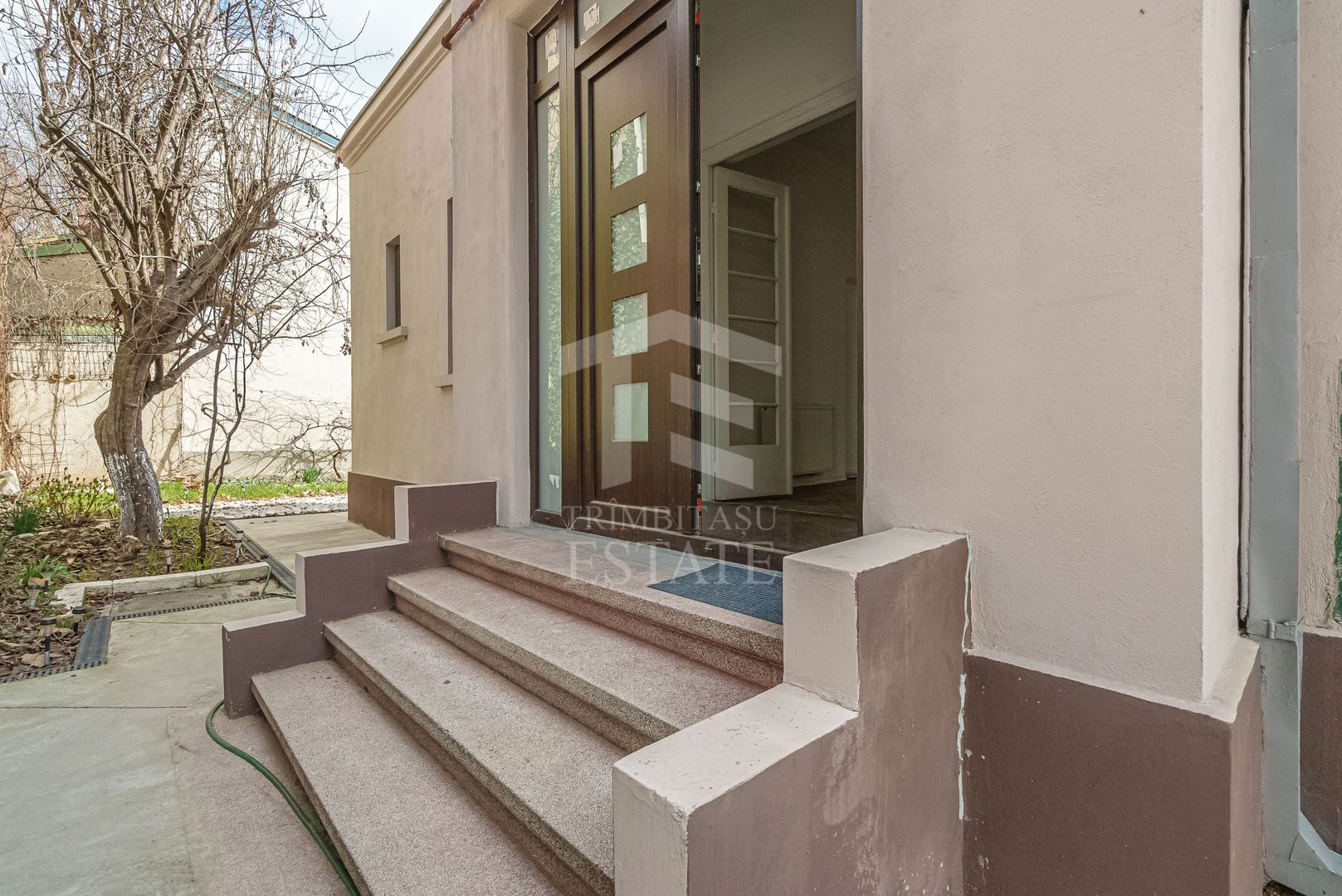 Piata Muncii - Decebal, casa 87 mp totali, 179 mp curte libera, - Poză 7