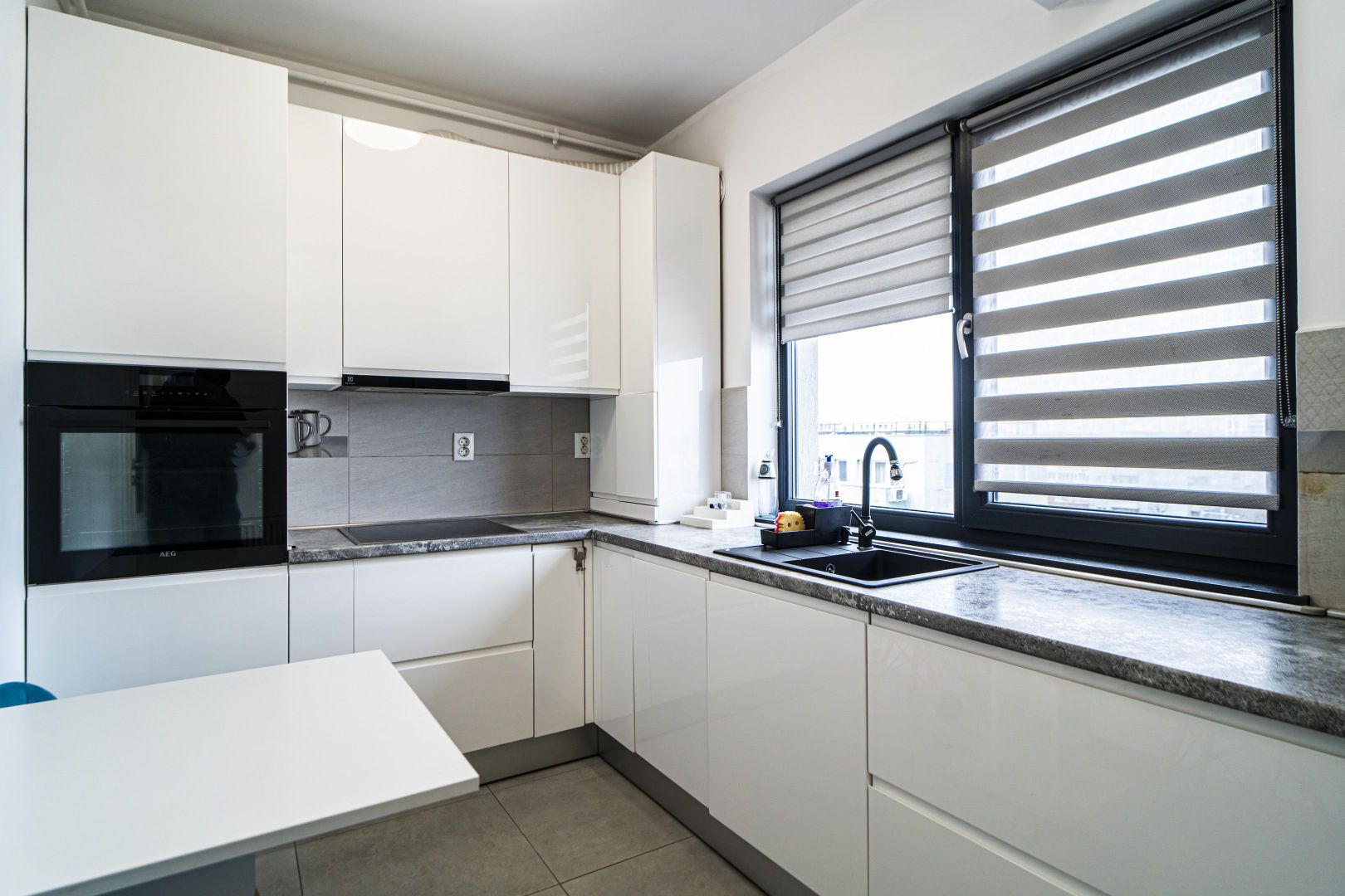 DRUMUL TABEREI | BRANCUSI | 2 CAMERE CU TERASA DE 37MP | MOBILAT | COMISION 0% ! - Poză 9