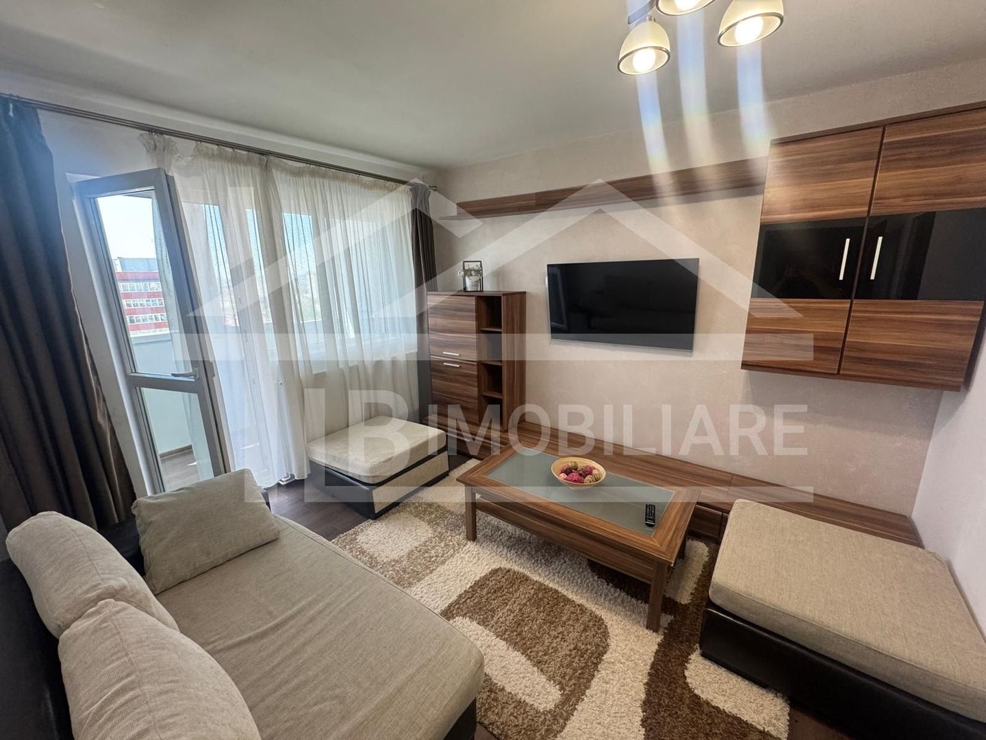 Apartament cu 2 camere, 60mp, decomandat, pet friendly, zona Garii - Poză 1
