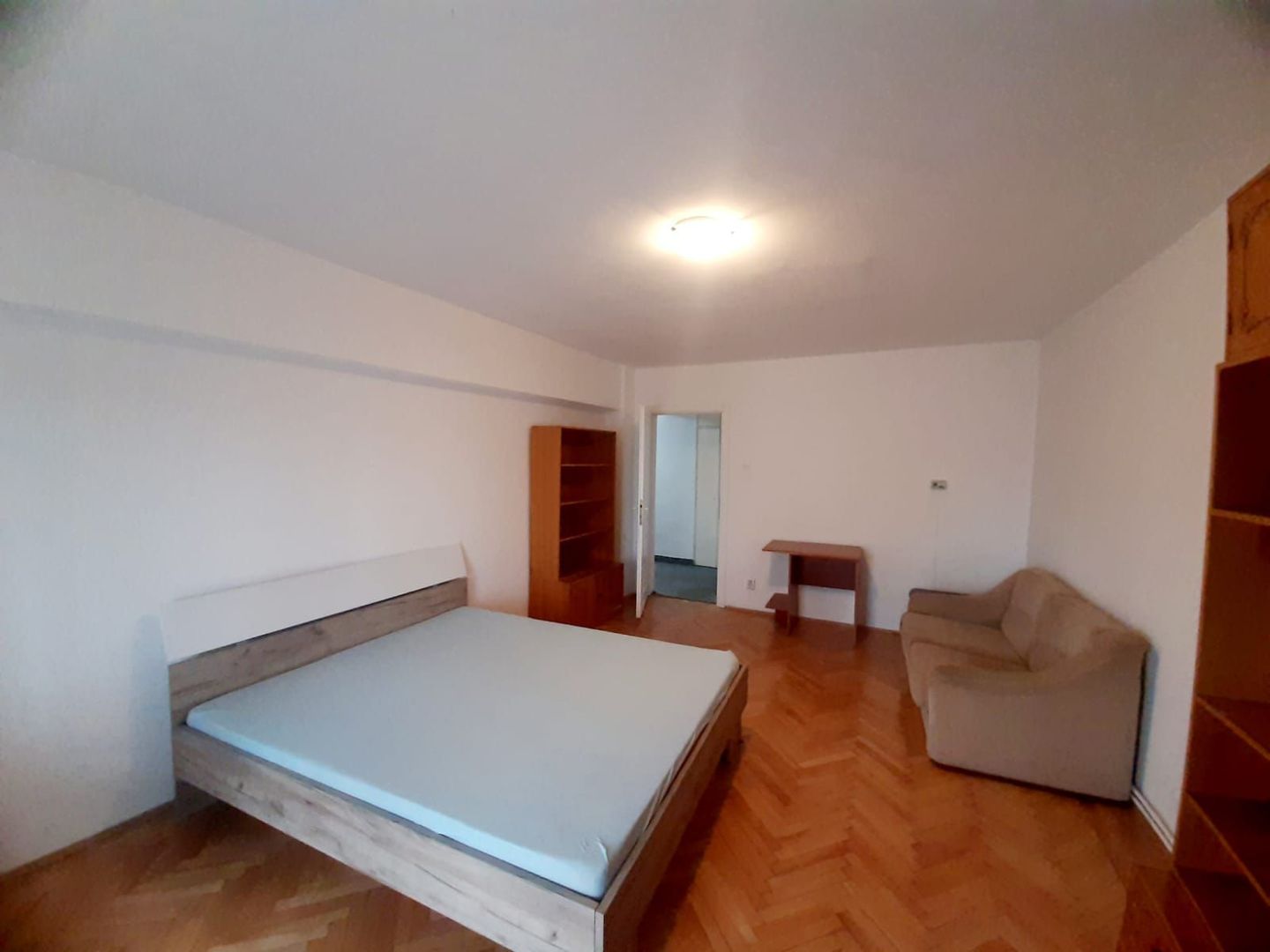 Apartament cu 3 camere pe Calea Dorobanților - Poză 5