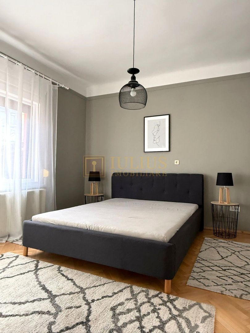 Central, 2 camere, curte, centrala proprie, pet-friendly. - Poză 2