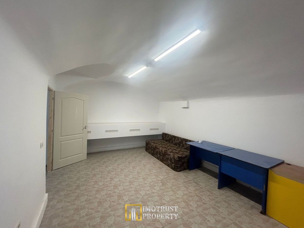 Spațiu Comercial de Închiriat Arad – 70mp, Acces Stradal - Poză 2