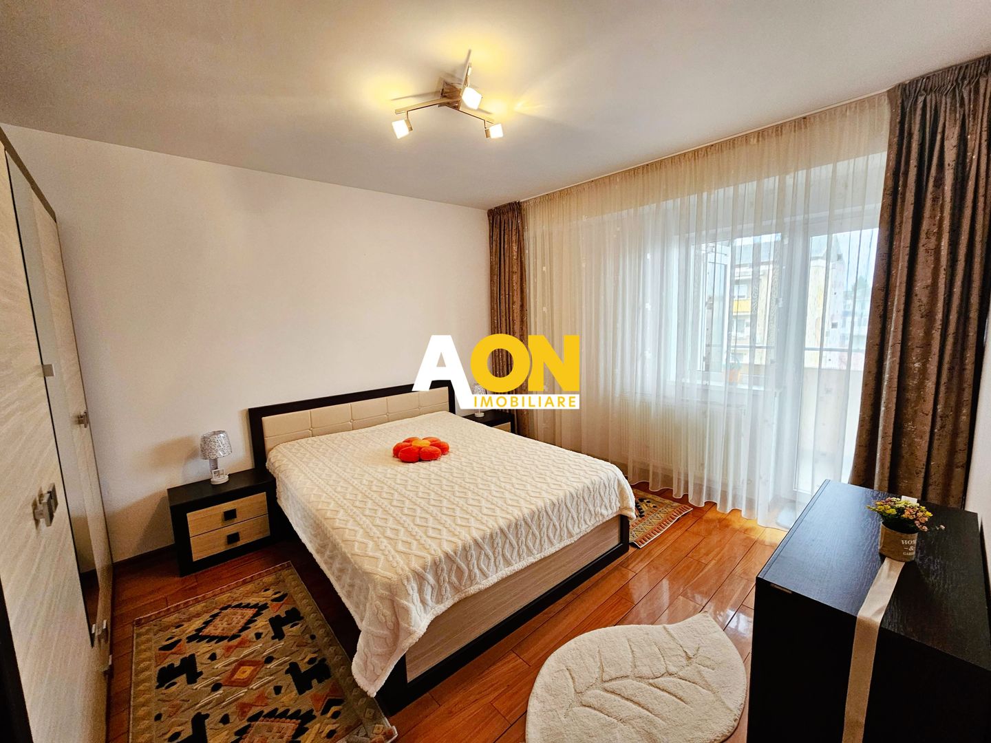 Apartament 2 camere, 60 mp utili + balcon 15 mp, B-dul Transilvaniei - Poză 9