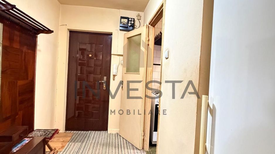 Apartament cu 3 camere pe Aleea Padin ! - Poză 11