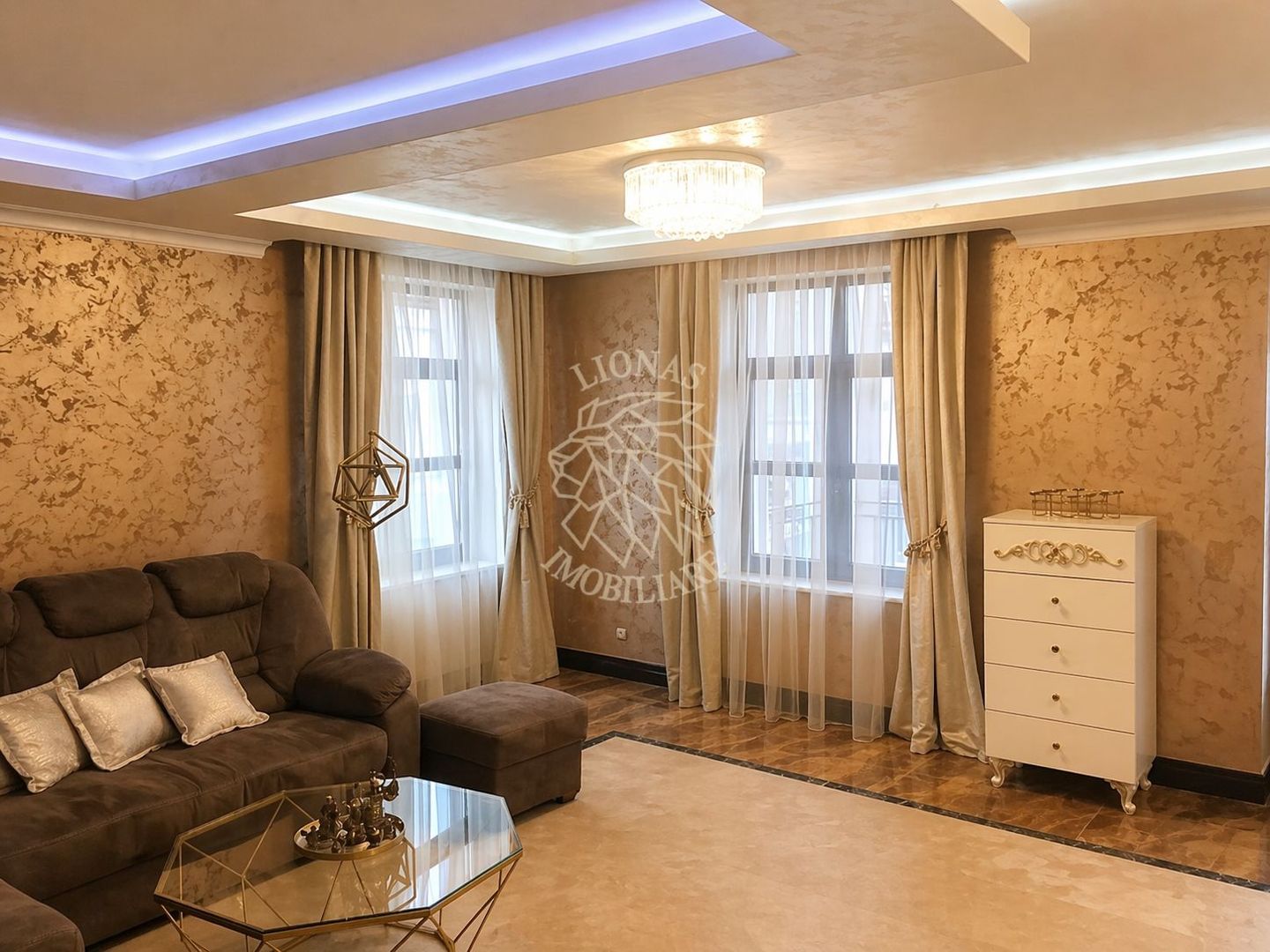 Apartament de Lux 3 camere 83 mp-etaj 1-parcare-balcon-Ultracentral - Poză 2