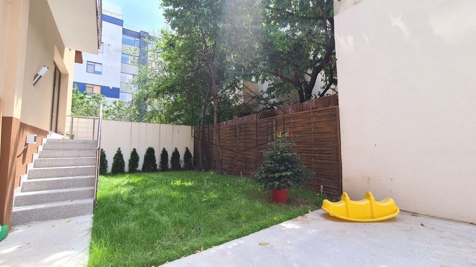 APARTAMENT CU 3 CAMERE SI GRADINA IN ZONA AVIATIEI - Poză 3