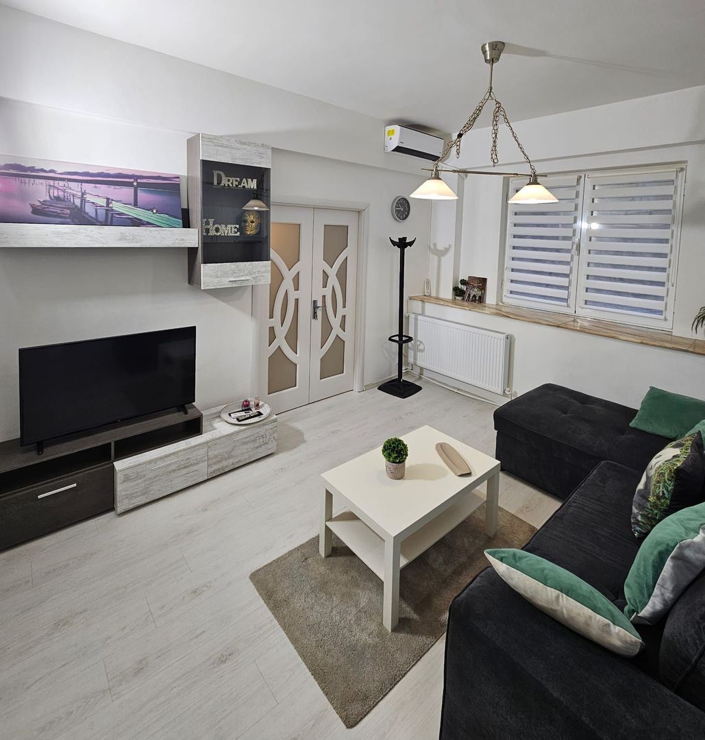 Închiriez apartament 2 camere lux modern, Piața Romană, petfriendly - Poză 3