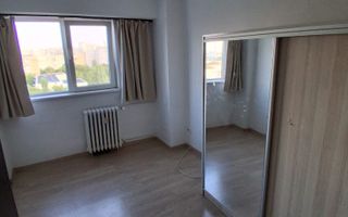 OCAZIE 3 CAMERE METROU GORJULUI 4 minute - Poză 8