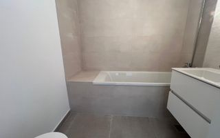 Apartament 2 Camere | Balcon cu Vedere spre Lac | Aproape de Metrou - Poză 11